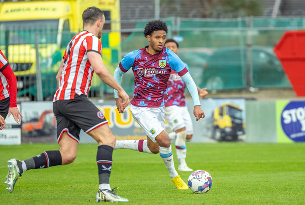 Tucker Helps Burnley Under 21 Defeat Stockport County (Youth Soccer)
